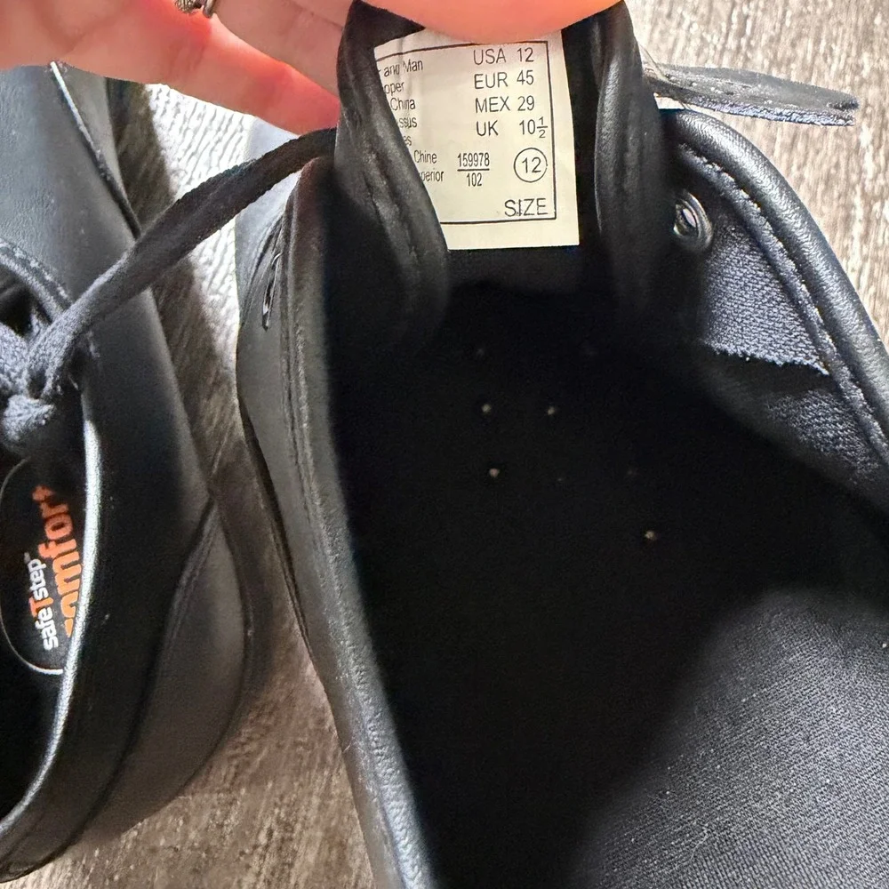 Safetstep work shoes